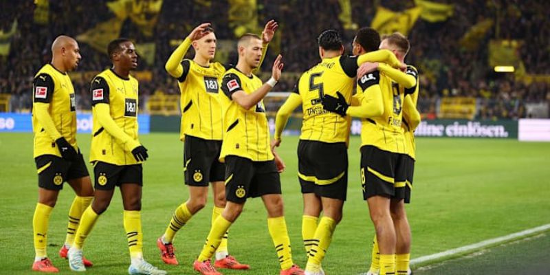 CLB hùng mạnh nước Đức Dortmund